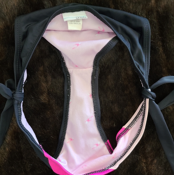 O'Niell bathing suit - Picture 3 of 4